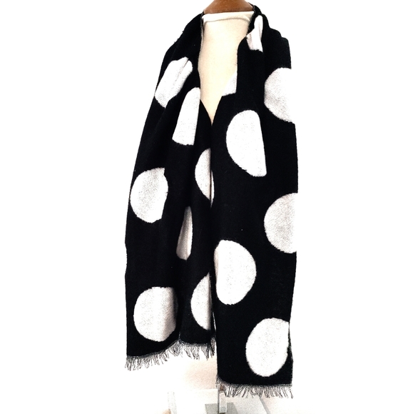 GAP Accessories - GAP Long Soft Warm Black White  Modern Fringe Scarf